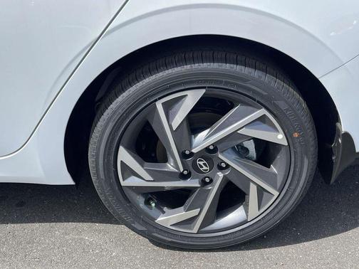 Serenity White 2026 Hyundai ELANTRA HEV Limited