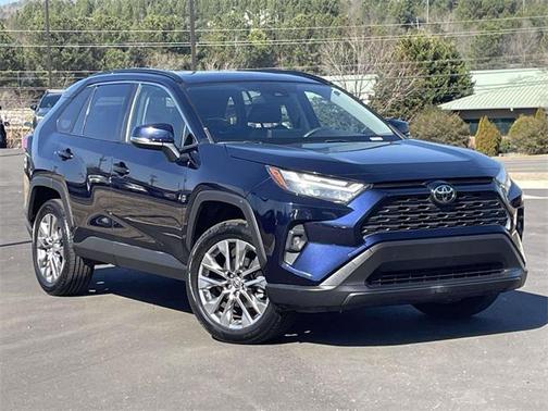 2022 Toyota RAV4 XLE Premium