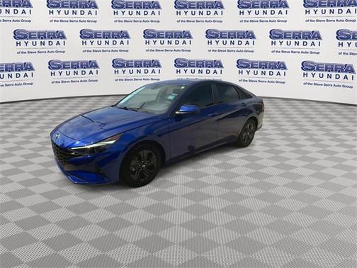 2022 Hyundai ELANTRA SEL