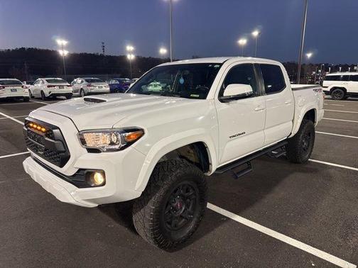 2023 Toyota Tacoma TRD Sport