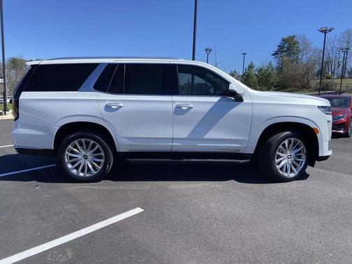 Crystal White Tricoat 2023 Cadillac Escalade Premium Luxury