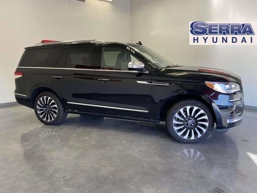 INFINITE BLACK 2022 Lincoln Navigator Black Label