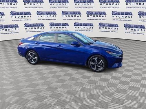 2023 Hyundai ELANTRA SEL