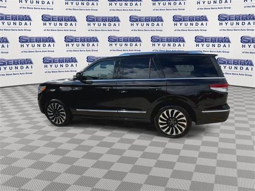 2022 Lincoln Navigator Black Label