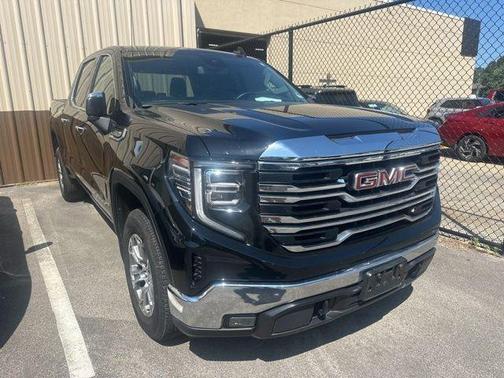 Onyx Black 2025 GMC Sierra 1500 SLT