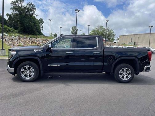 Onyx Black 2025 GMC Sierra 1500 SLT