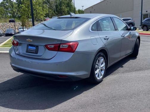 Sterling Gray Metallic 2024 Chevrolet Malibu FWD 1LT