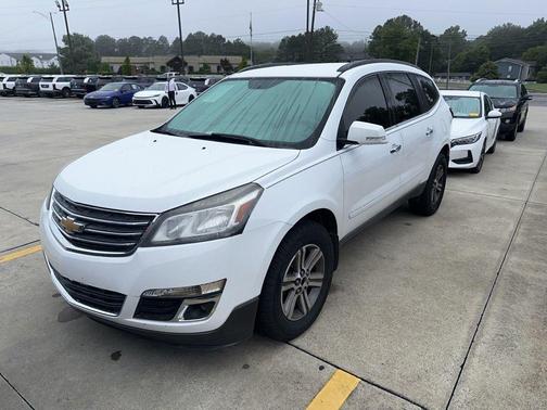 Summit White 2016 Chevrolet Traverse 2LT