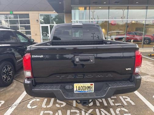 Midnight Black Metallic 2019 Toyota Tacoma TRD Sport