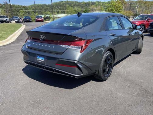 2026 Hyundai ELANTRA Sport