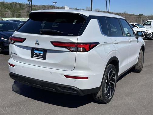 2024 Mitsubishi Outlander SE Black Edition w/Pano Roof S-AWC