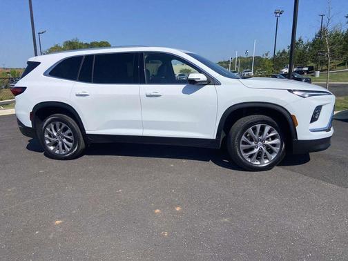 2025 Buick Enclave Preferred FWD