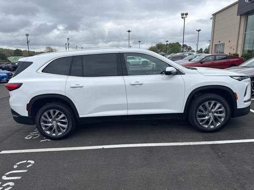 Summit White 2025 Buick Enclave Preferred FWD