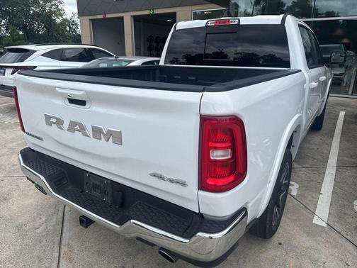 Bright White Clearcoat 2025 RAM 1500 Laramie