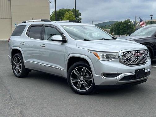 Quicksilver Metallic 2019 GMC Acadia Denali