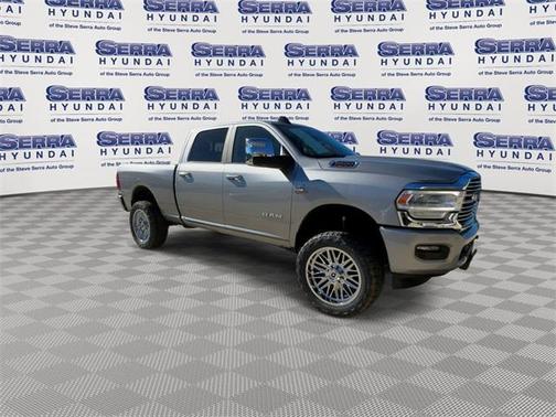 2024 RAM 2500 Laramie Crew Cab 4x4 6'4' Box