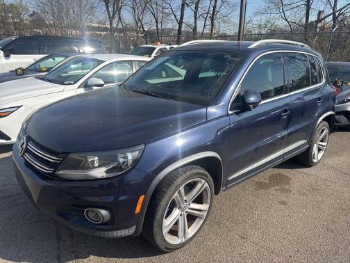 2016 Volkswagen Tiguan R-Line