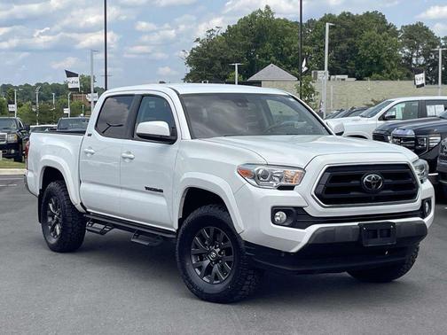 Ice Cap 2023 Toyota Tacoma SR5