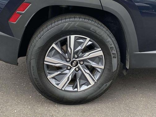 Deep Sea 2022 Hyundai TUCSON Hybrid Blue