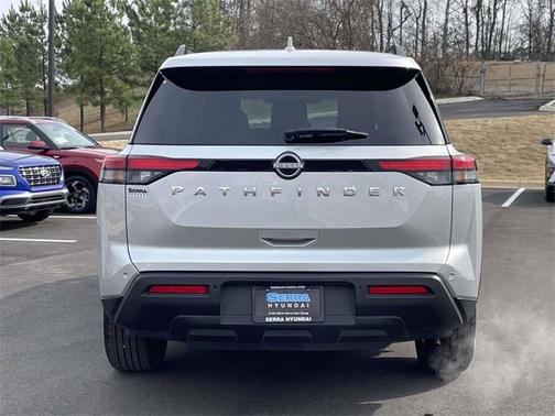 2025 Nissan Pathfinder SV FWD