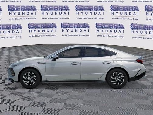 2026 Hyundai SONATA Hybrid Base