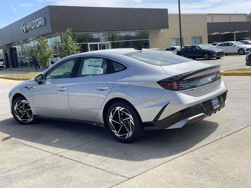 Aero Silver 2026 Hyundai SONATA SEL