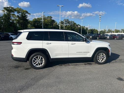2021 Jeep Grand Cherokee L Laredo