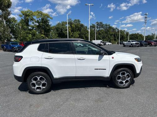 2022 Jeep Compass Trailhawk