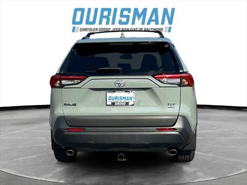 2021 Toyota RAV4 XLE Premium