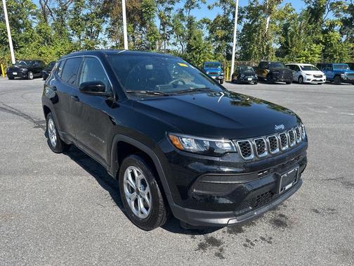 2025 Jeep Compass Sport