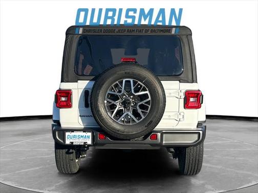 2025 Jeep Wrangler 4-Door Sahara 4x4