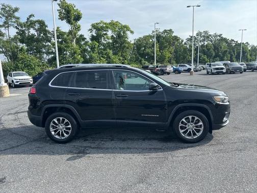 2019 Jeep Cherokee Latitude Plus