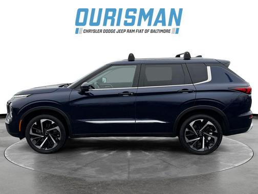 Cosmic Blue Metallic 2022 Mitsubishi Outlander SE