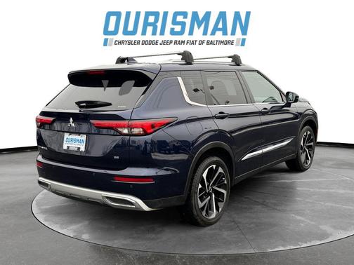 Cosmic Blue Metallic 2022 Mitsubishi Outlander SE