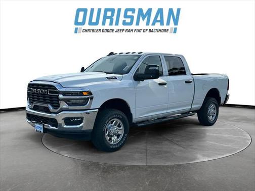 2025 RAM 2500 Tradesman Crew Cab 4x4 6'4' Box