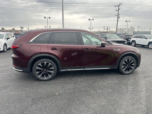 2024 Mazda CX-90 PHEV Premium Plus