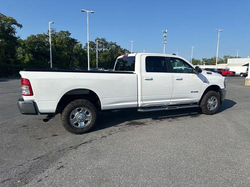 2021 RAM 2500 Big Horn Crew Cab 4x4 8' Box