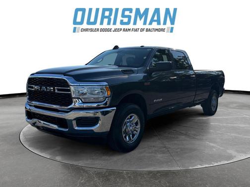 Granite Crystal Metallic Clearcoat 2022 RAM 2500 Tradesman Crew Cab 4x2 8' Box