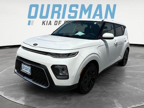 Snow White Pearl 2021 Kia Soul LX