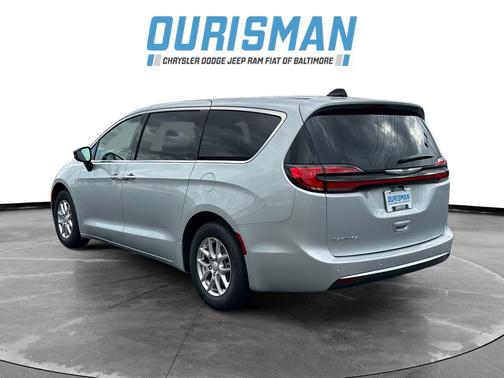 2026 Chrysler Pacifica L