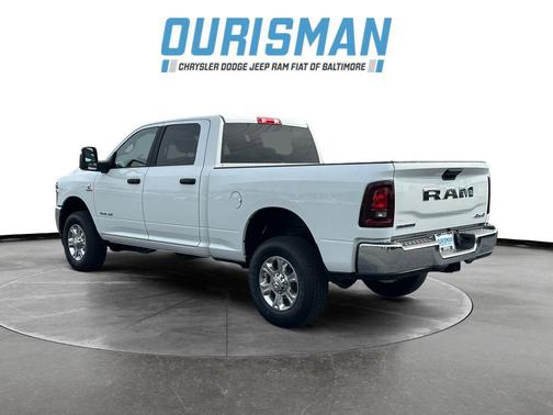 2025 RAM 2500 Big Horn Crew Cab 4x4 6'4' Box