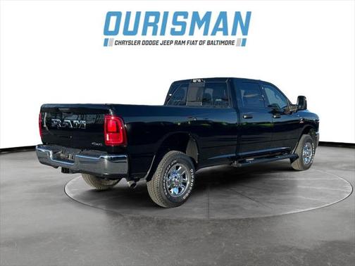 2025 RAM 2500 Tradesman Crew Cab 4x4 8' Box