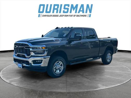 2025 RAM 2500 Tradesman Crew Cab 4x4 6'4' Box