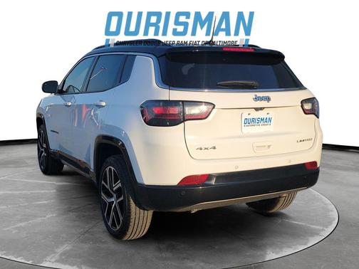 Bright White Clearcoat 2024 Jeep Compass Limited