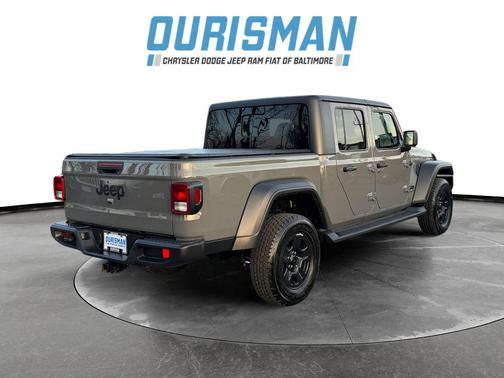 2022 Jeep Gladiator Sport