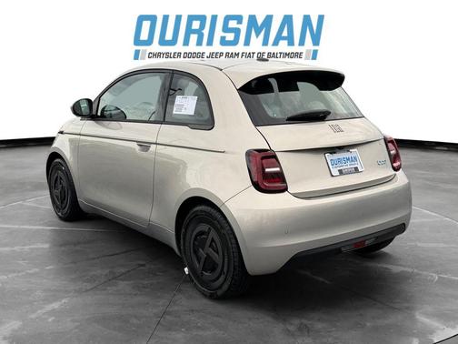 2025 FIAT 500e Giorgio Armani FWD