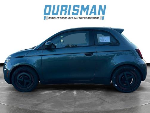 2025 FIAT 500e Giorgio Armani FWD