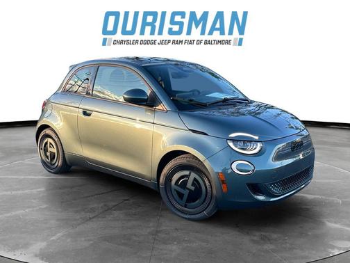 2025 FIAT 500e Giorgio Armani FWD