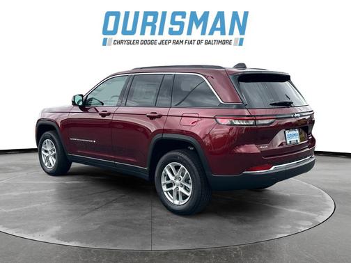 2025 Jeep Grand Cherokee Laredo