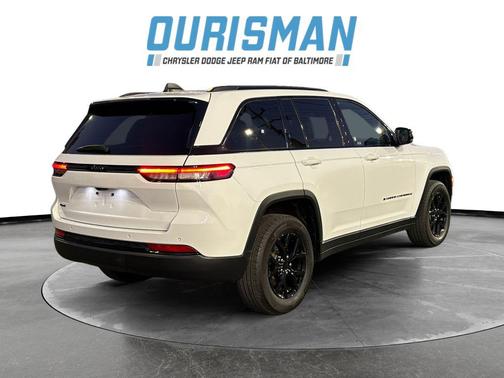 2024 Jeep Grand Cherokee Altitude